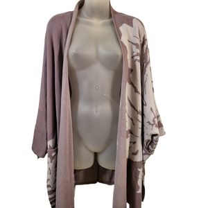 Marla Wynne Jacquard Knit Drama Topper in Lilac P1X